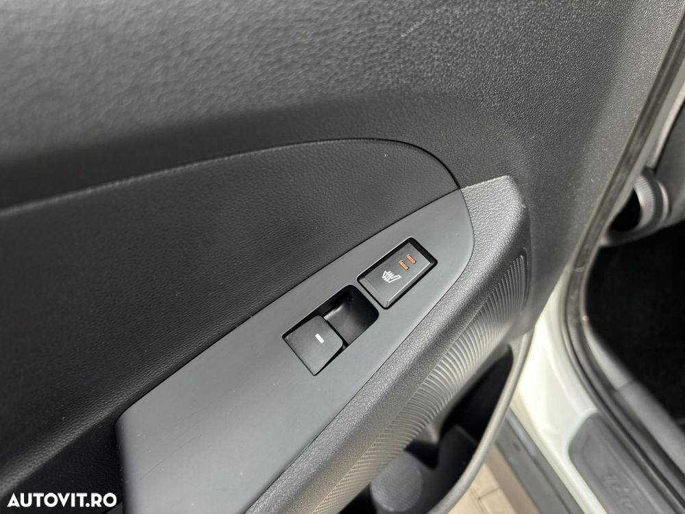 Hyundai Tucson 2.0 CRDI 4WD Automatik Style - 26