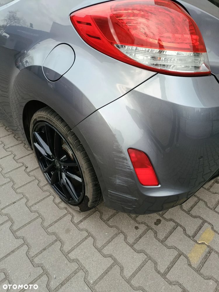 Hyundai Veloster 1.6 GDI Comfort - 5