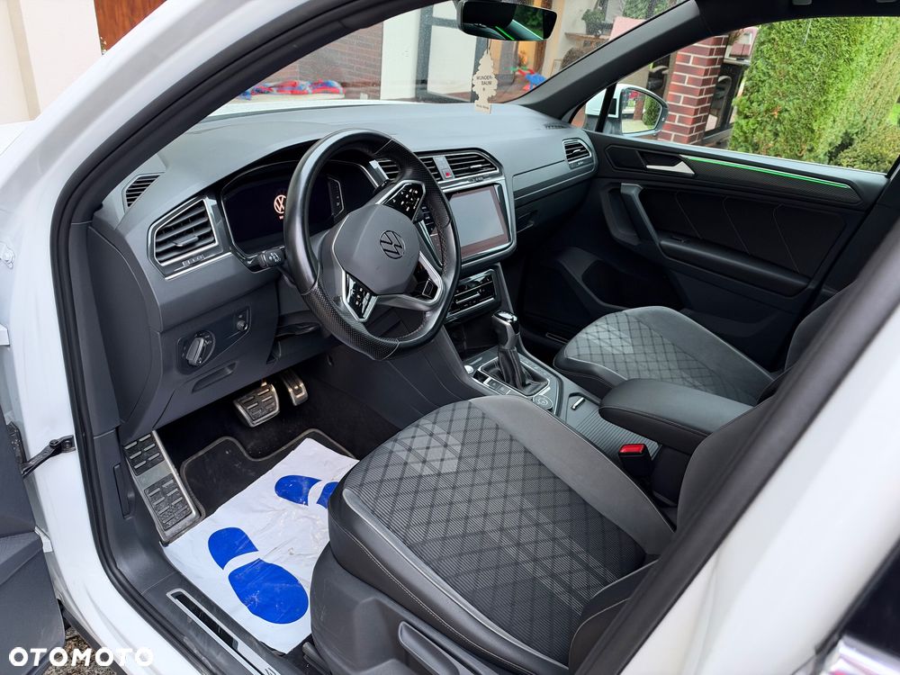 Volkswagen Tiguan - 13