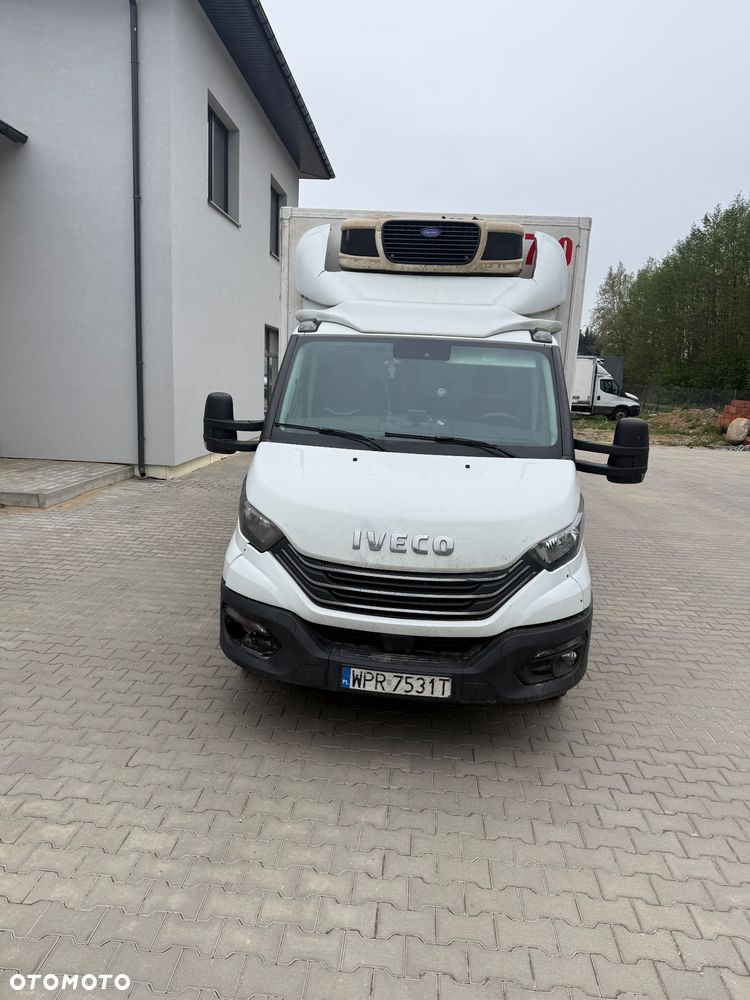 Iveco Daily lift 2019 50c17 10 palet chłodnia izoterma - 3