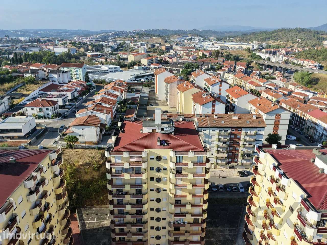 APARTAMENTO T1 EM COIMBRA - Grande imagem: 4/28