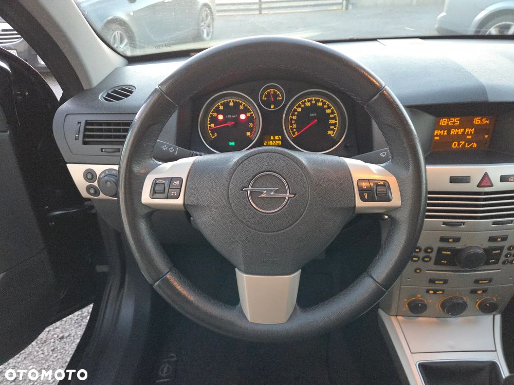 Opel Astra - 33