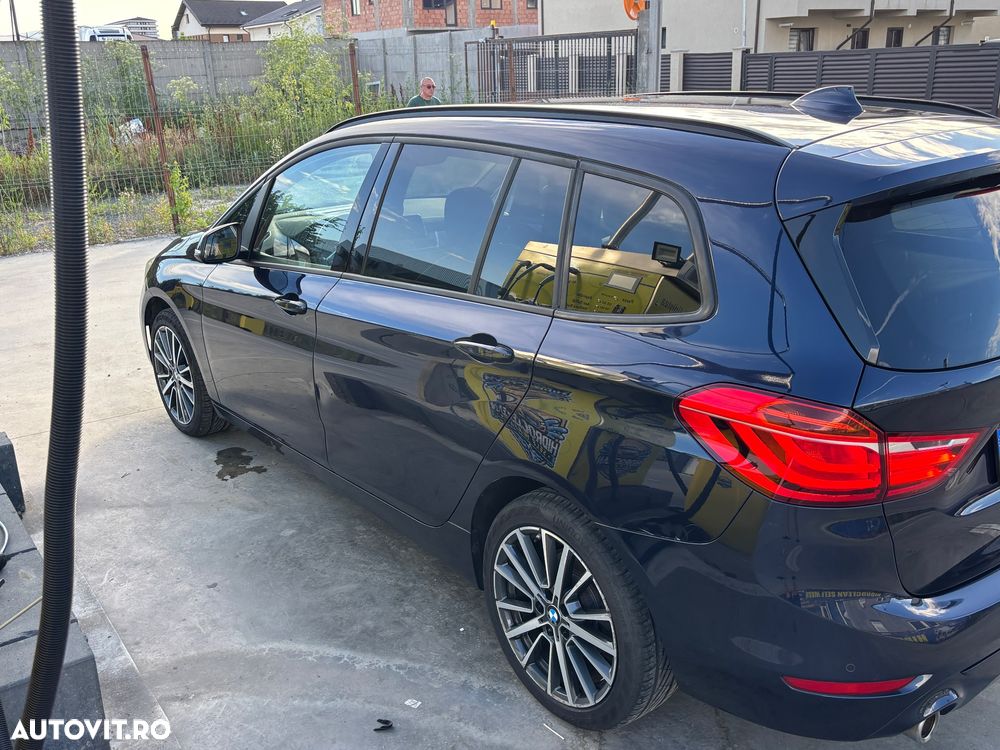 BMW Seria 2 216i Sport Line - 6