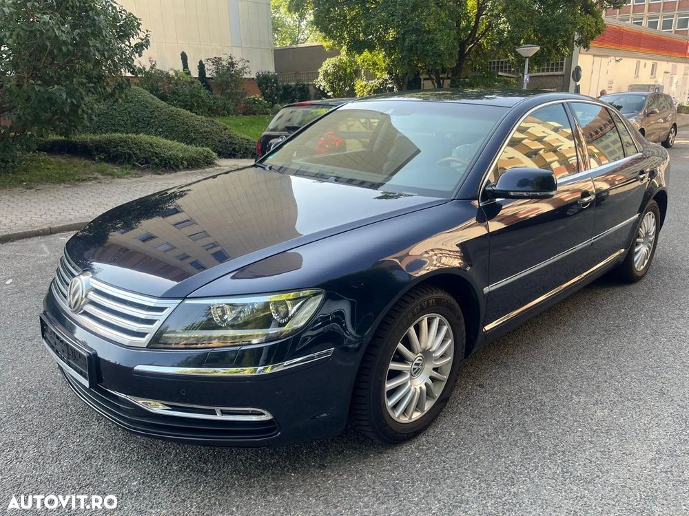 Volkswagen Phaeton - 1