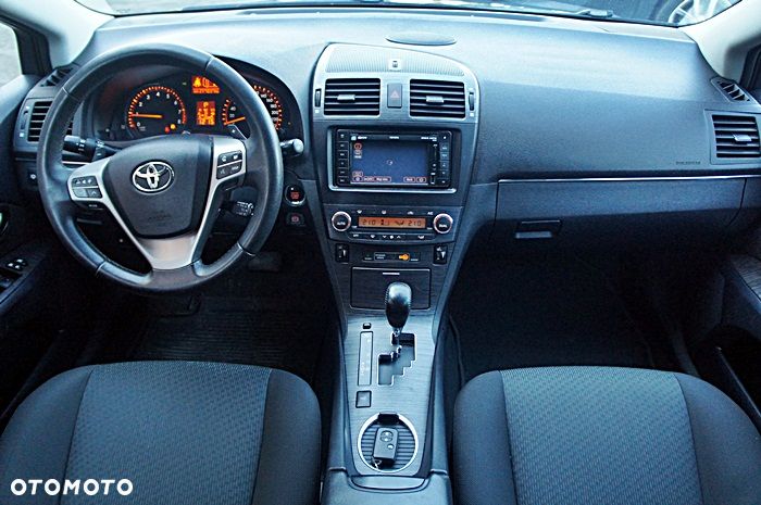 Toyota Avensis 2.0 Multidrive S Executive - 5