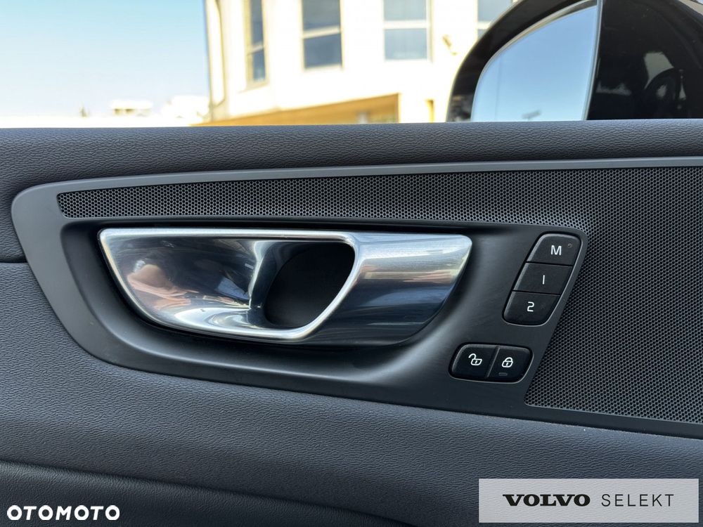 Volvo XC 60 - 19