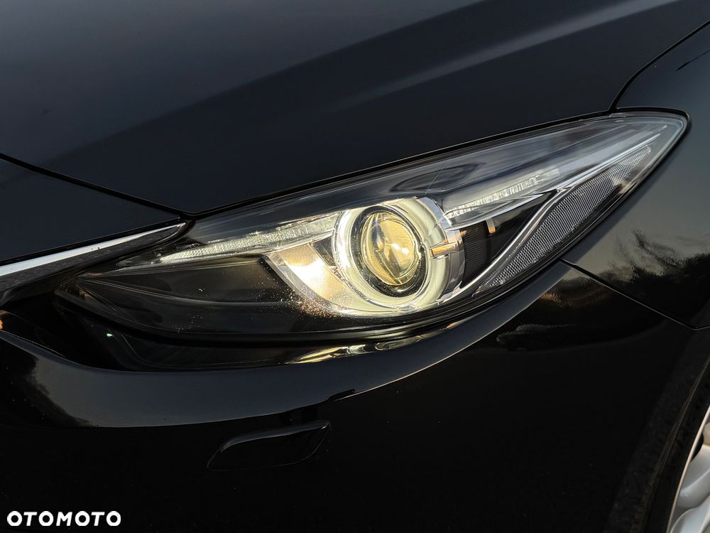 Mazda 3 SKYACTIV-G 120 Urban Limited - 21