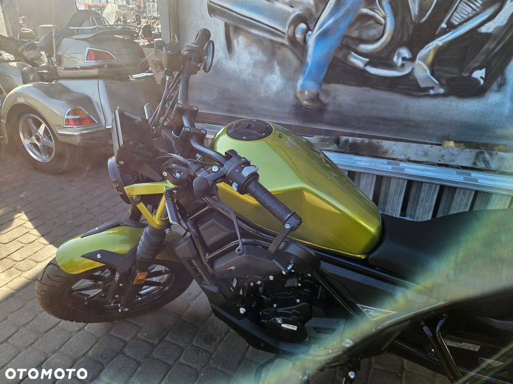 Zontes 125C - 22