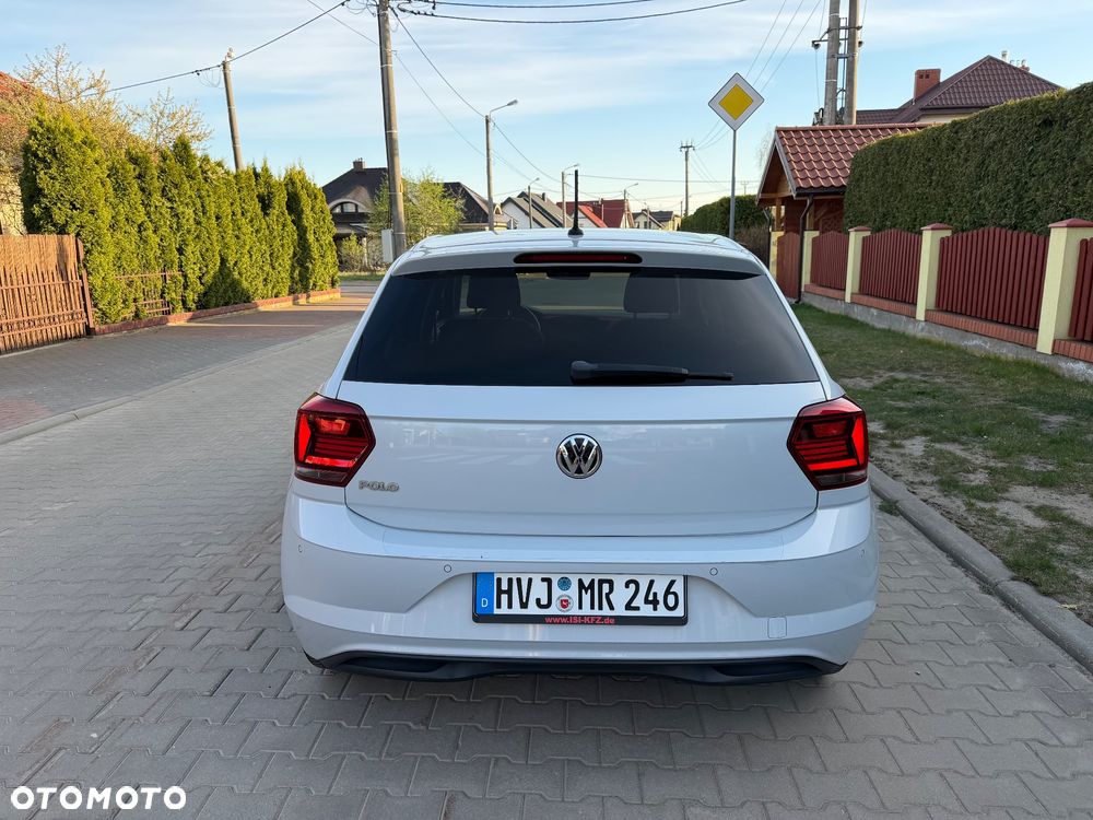 Volkswagen Polo - 18
