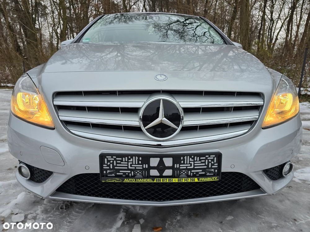 Mercedes-Benz Klasa B 180 (BlueEFFICIENCY) - 2