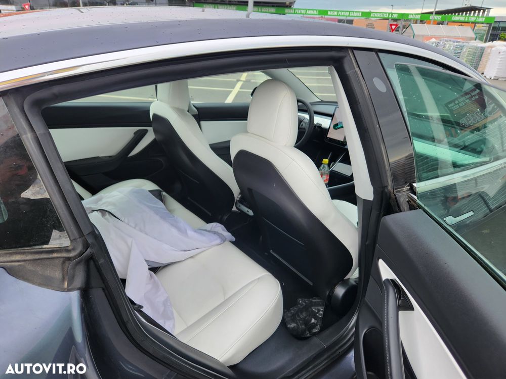 Tesla Model 3 Langstreckenbatterie Allradantrieb Dual Motor Performance - 5