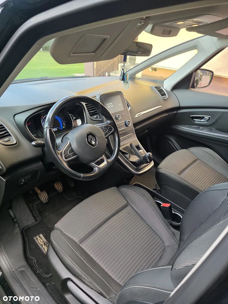 Renault Scenic - 4