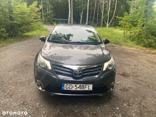 Toyota Avensis 1.8 Premium - 2