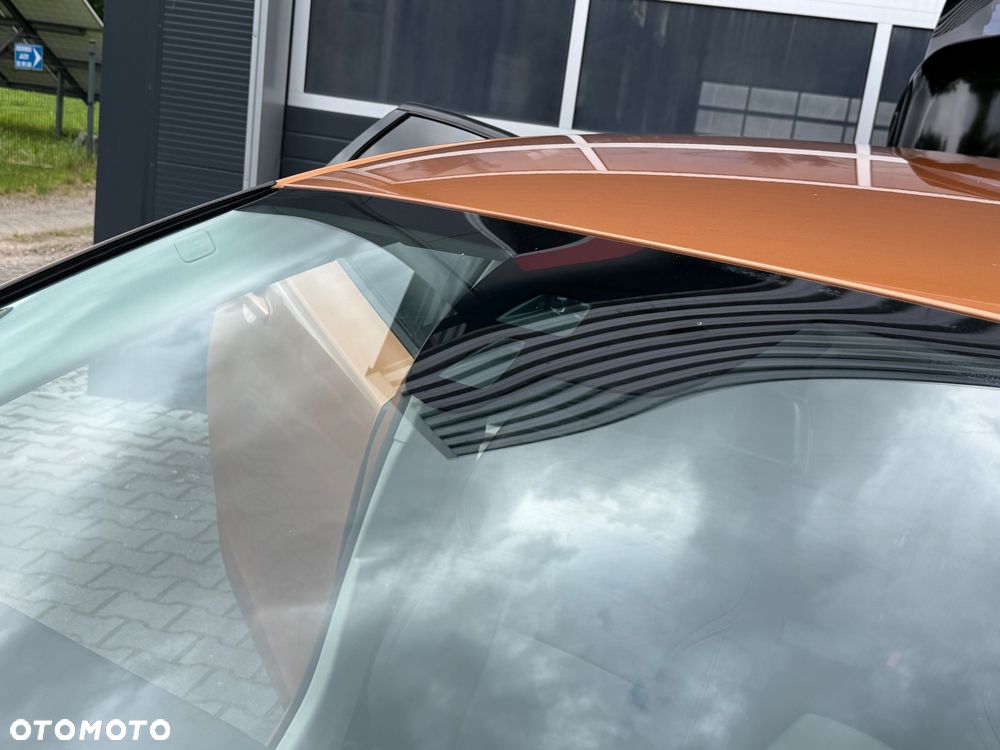 Volvo V40 T3 R Design - 14