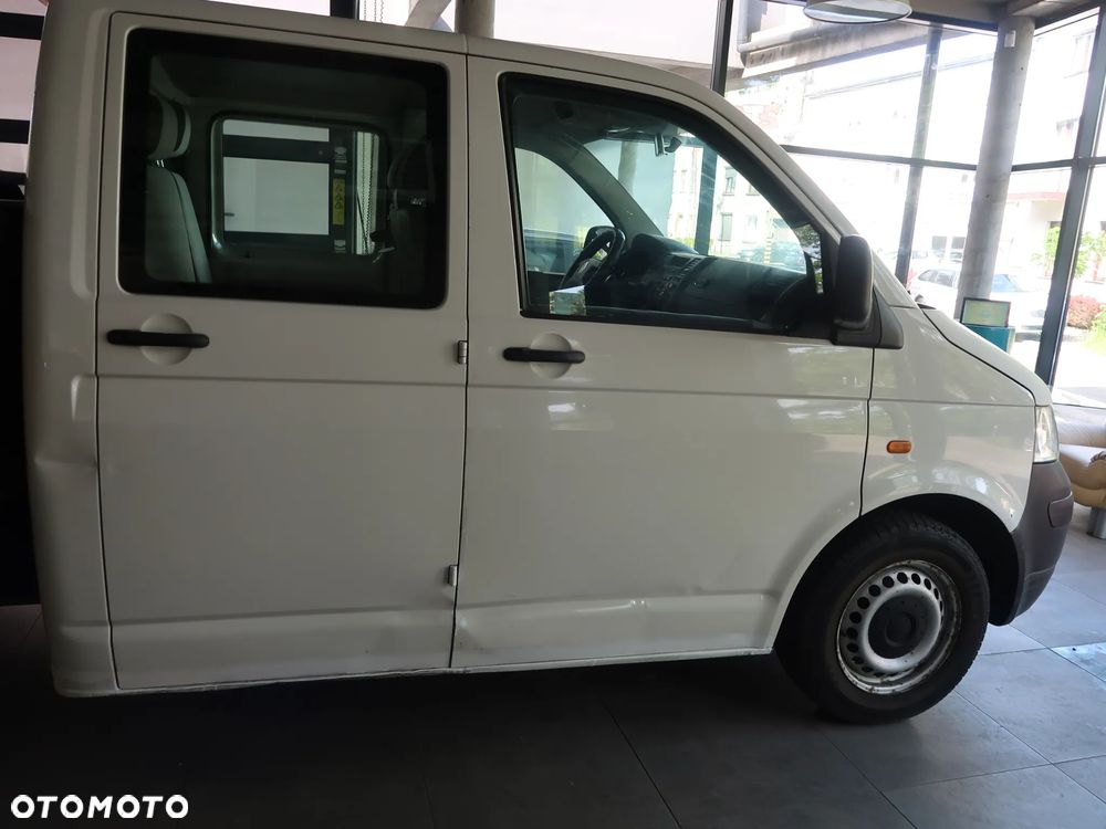 Volkswagen TRANSPORTER T5 2.5 TDI - 12