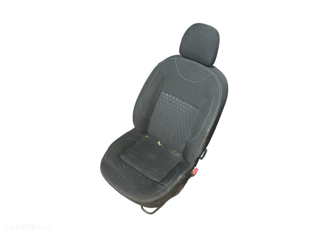 FOTELE SIEDZENIA KANAPA DACIA SANDERO II  Europa - 6