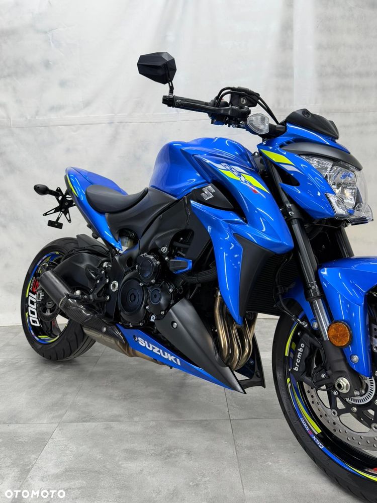 Suzuki GSX 1000 - 21