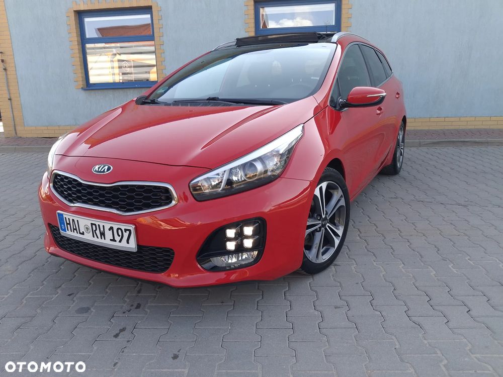 Kia Ceed 1.6 CRDi 136 ISG GT Line - 13