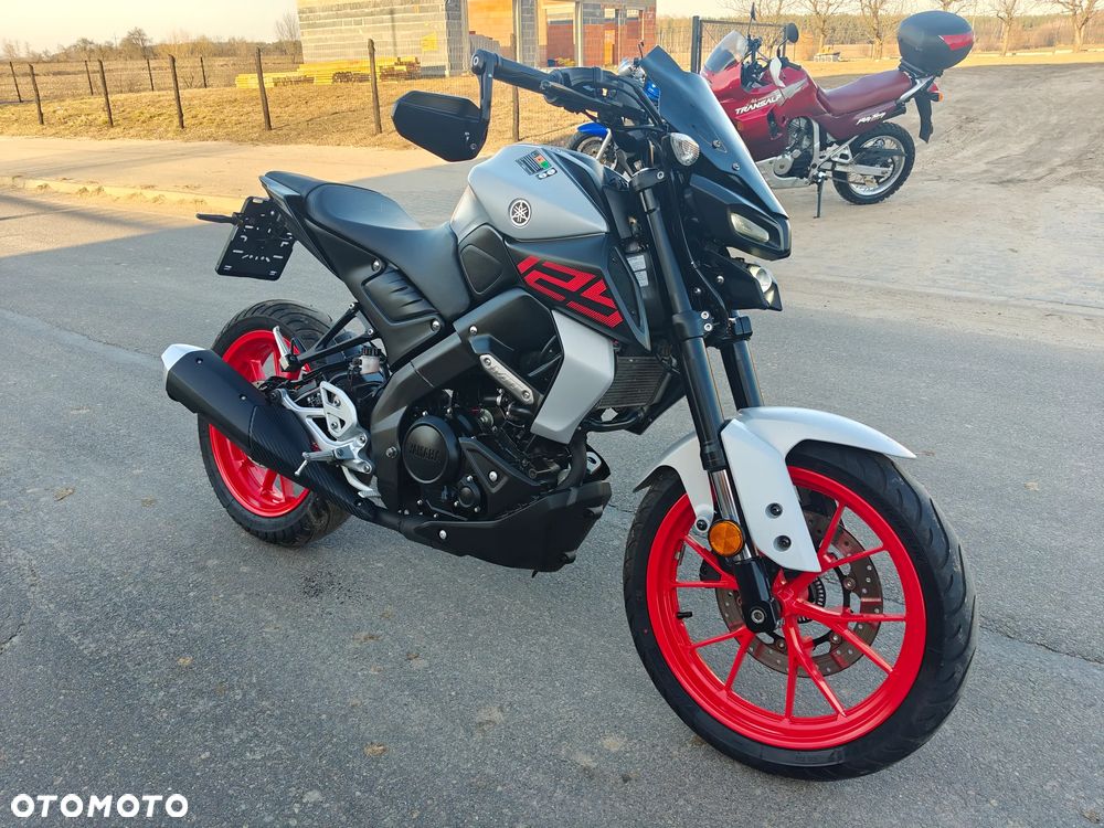 Yamaha MT - 7