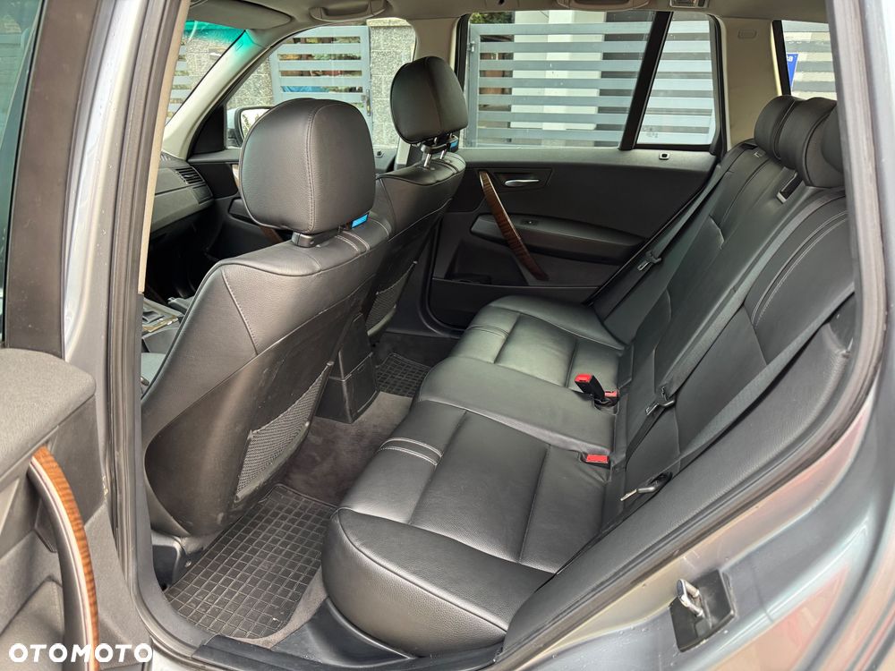 BMW X3 2.5i - 15