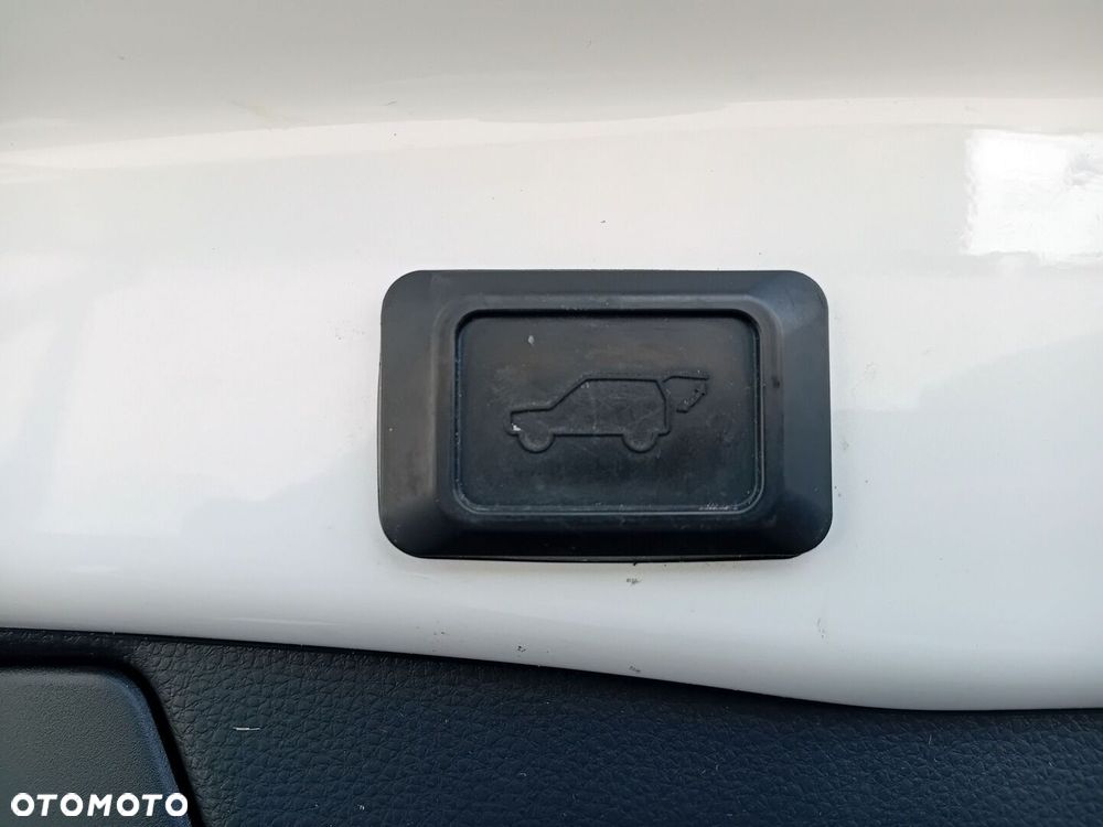 Toyota RAV4 2.5 Hybrid Selection 4x2 - 24