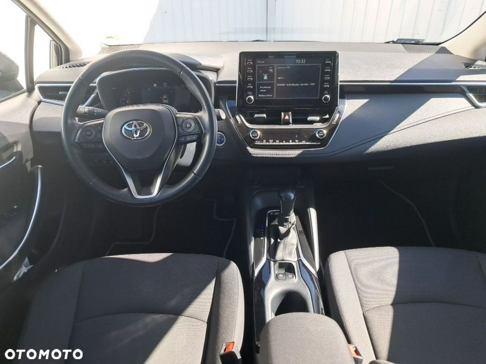 Toyota Corolla - 10