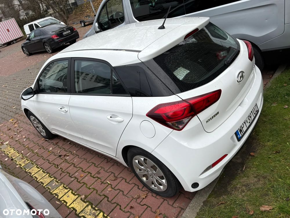 Hyundai i20 1.2 BlueDrive Comfort - 14