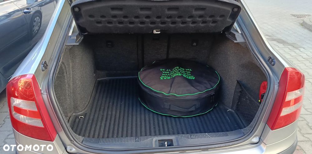 Skoda Octavia 1.6 Active - 15