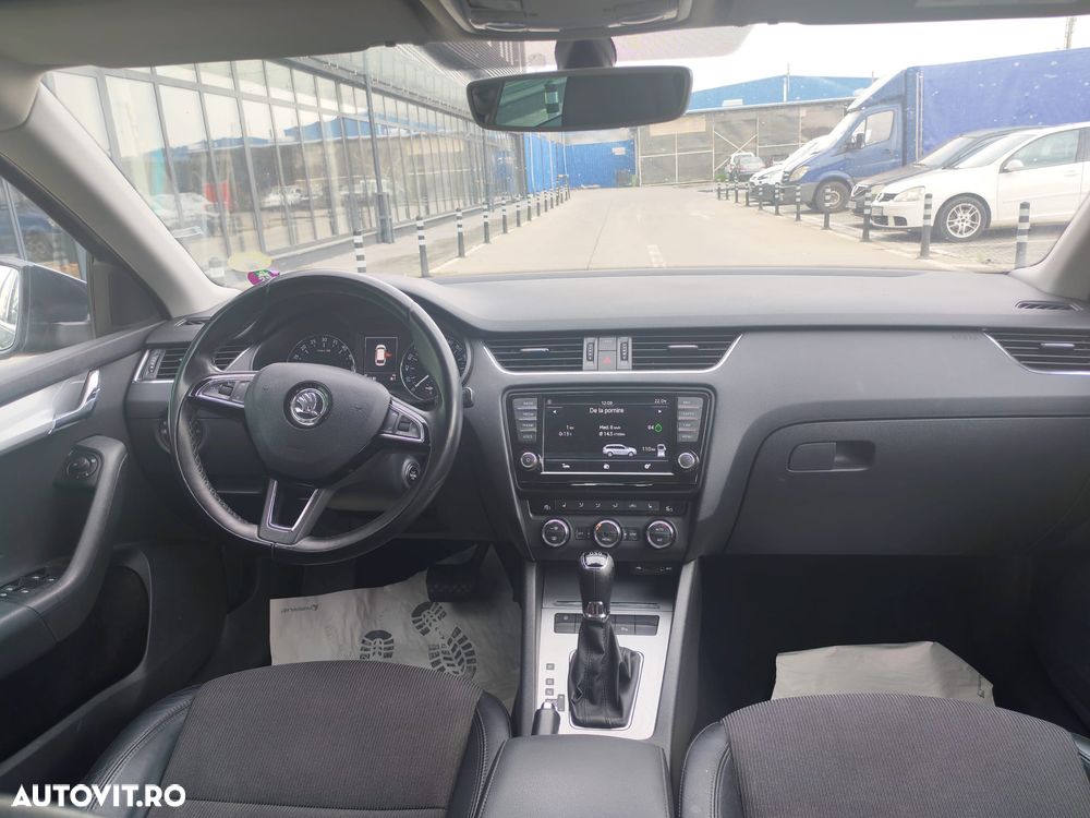 Skoda Octavia 2.0 TDI DSG Premium Edition - 4