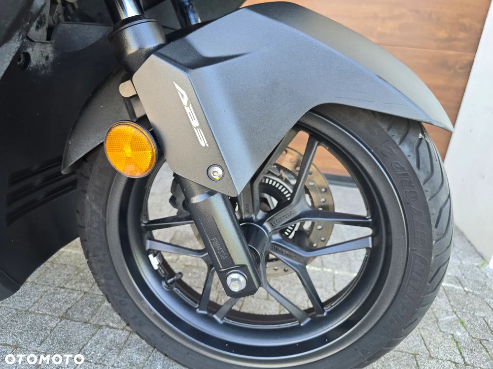 Honda NSS - 25