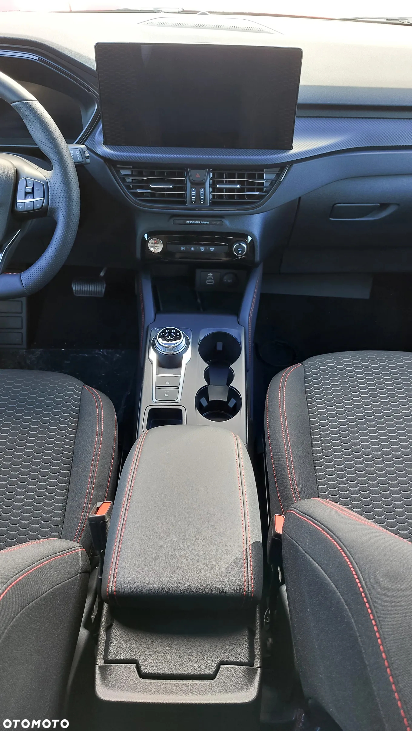 Ford Kuga 1.5 EcoBoost FWD ST-Line - 24