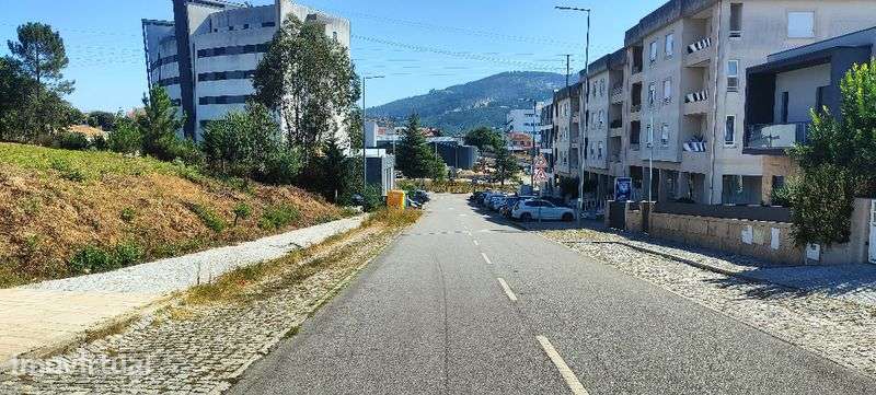 Vende-se Terreno Urbano com 9806.02m2 - Grande imagem: 3/3