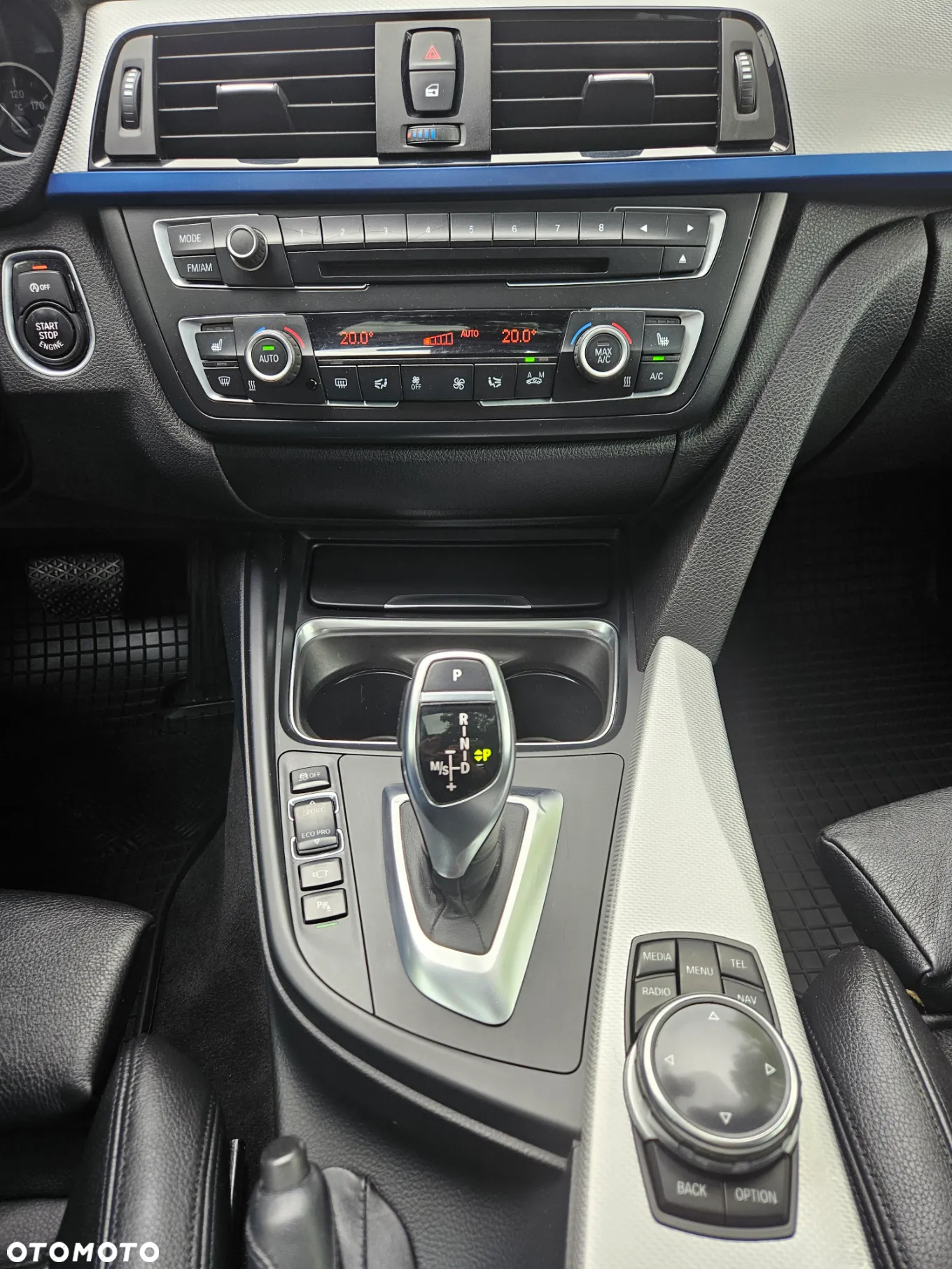 BMW 3GT 335i xDrive - 12