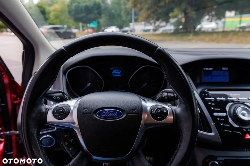 Ford Focus 1.6 EcoBoost Titanium - 7