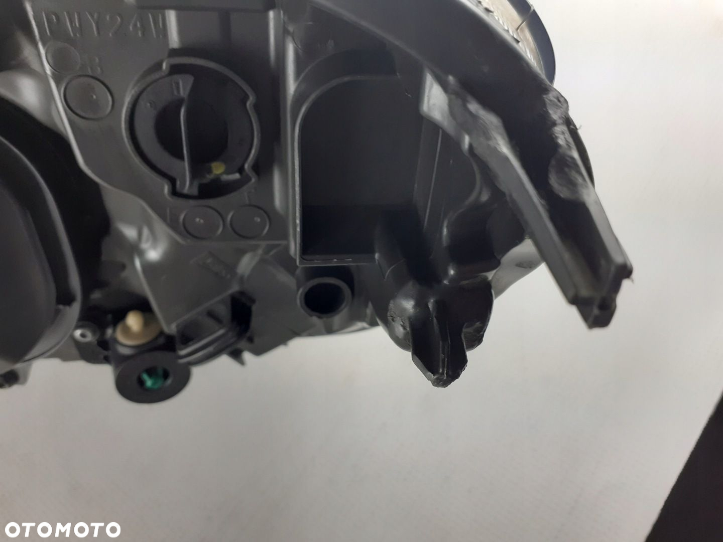 Lampa Volvo prawa XC60 Bi xenon skrętny 2013-2018r - 4