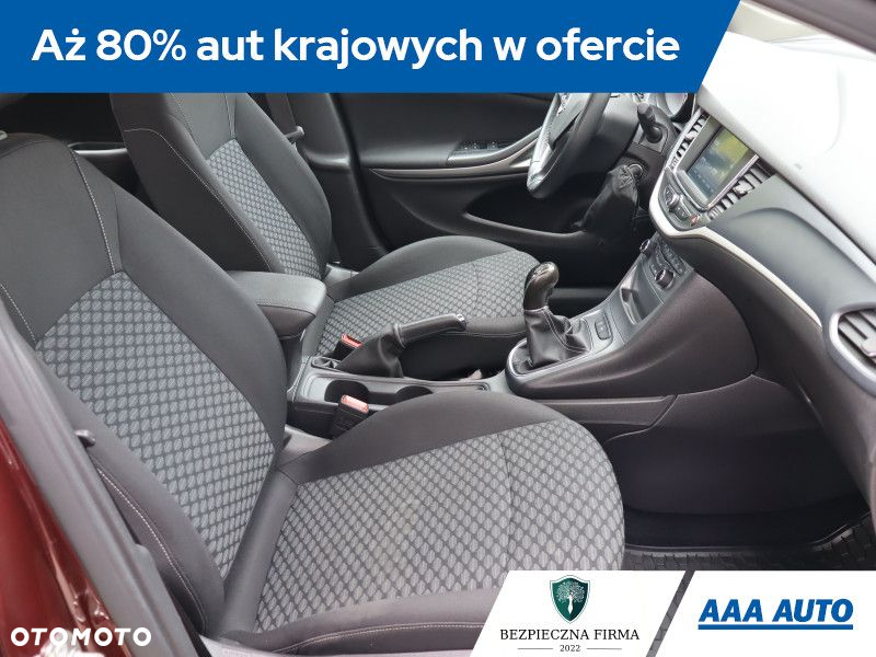 Opel Astra - 10