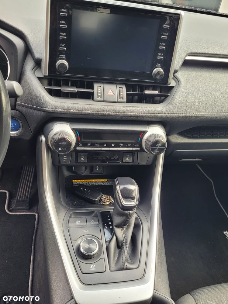 Toyota RAV4 - 14