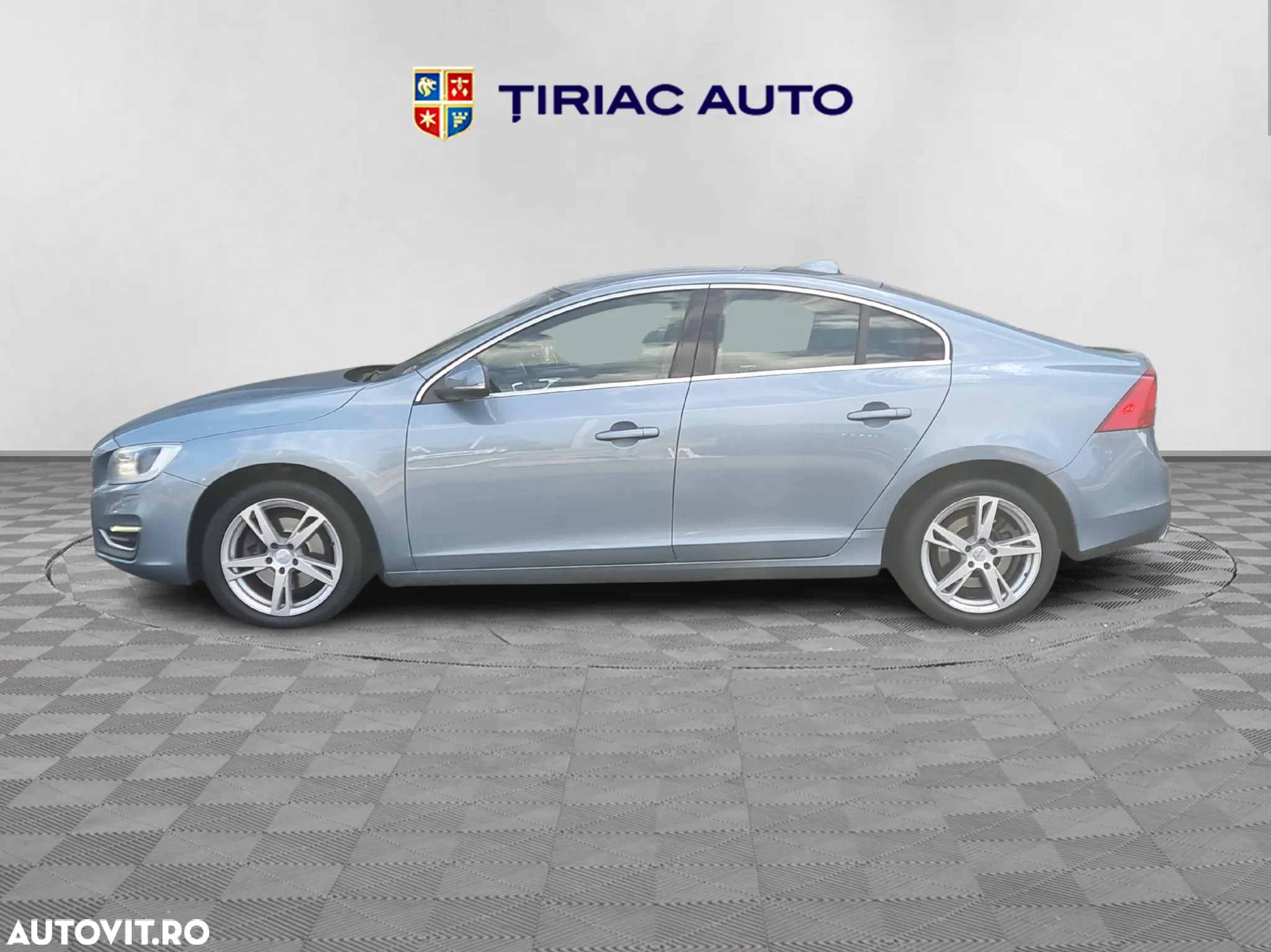 Volvo S60 D3 Summum - 3