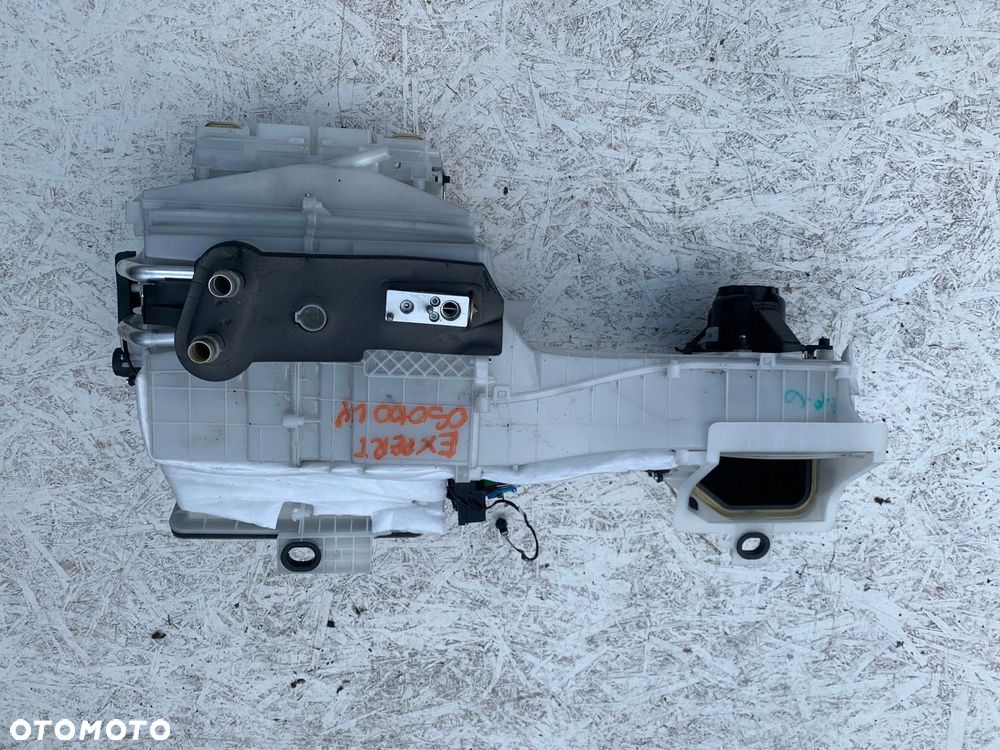 Nagrzewnica Wersja Osobowa Expert Jumpy Vivaro Proace 2016-2024