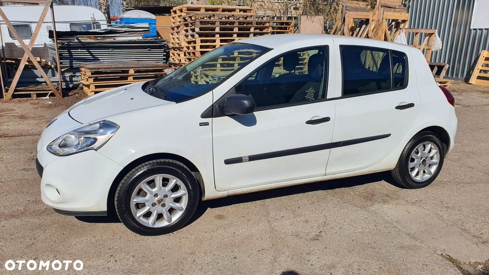 Renault Clio 1.2 16V 75 Expression - 20