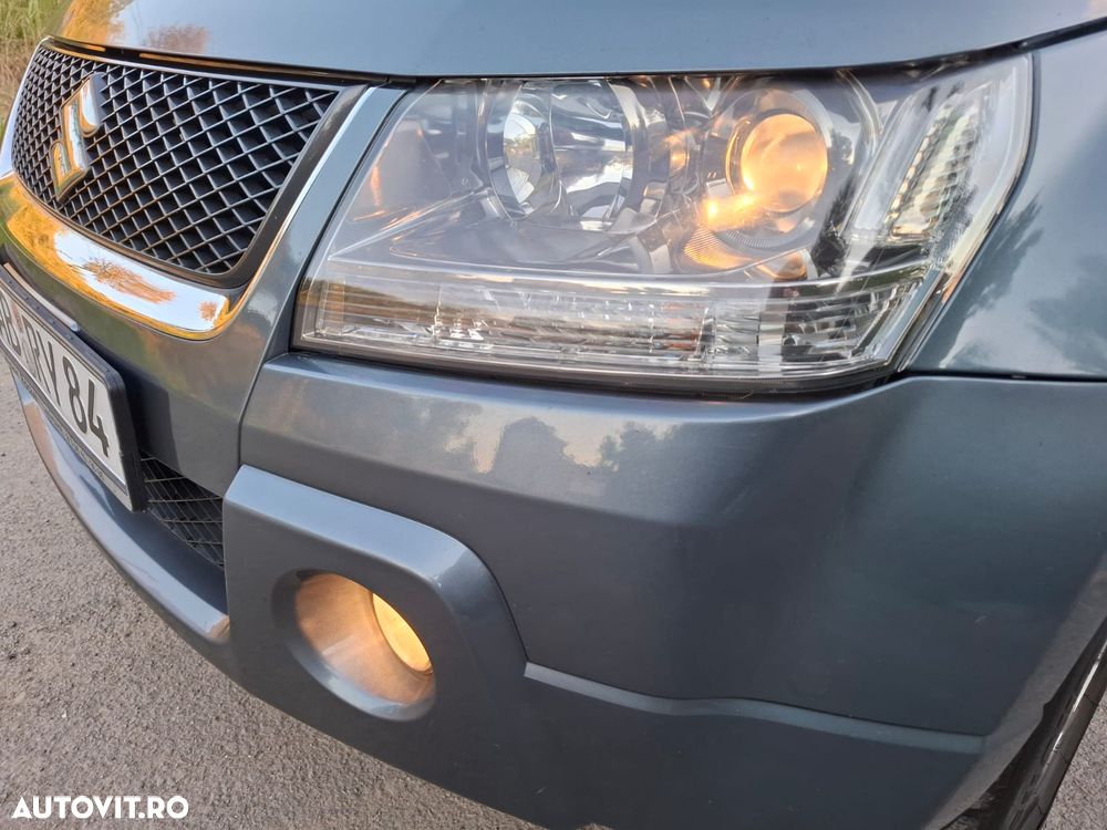 Suzuki Grand Vitara 1.9 DDiS Comfort DPF Limited - 13