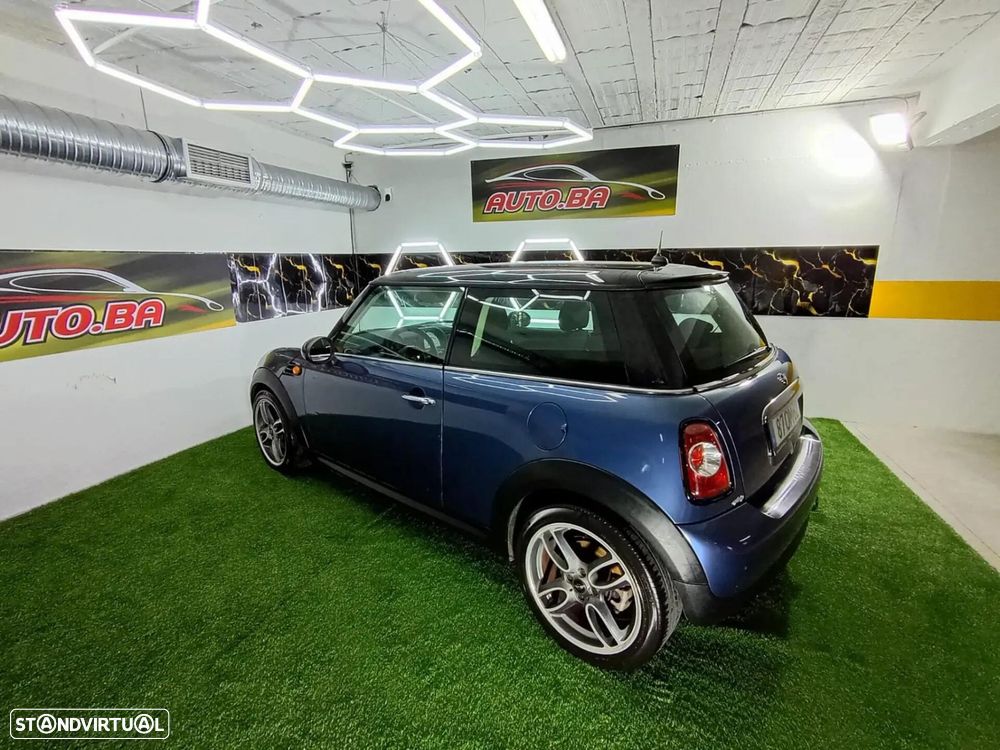 MINI 3 Portas - 31