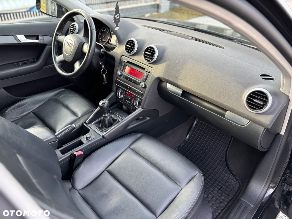 Audi A3 Sportback - 10