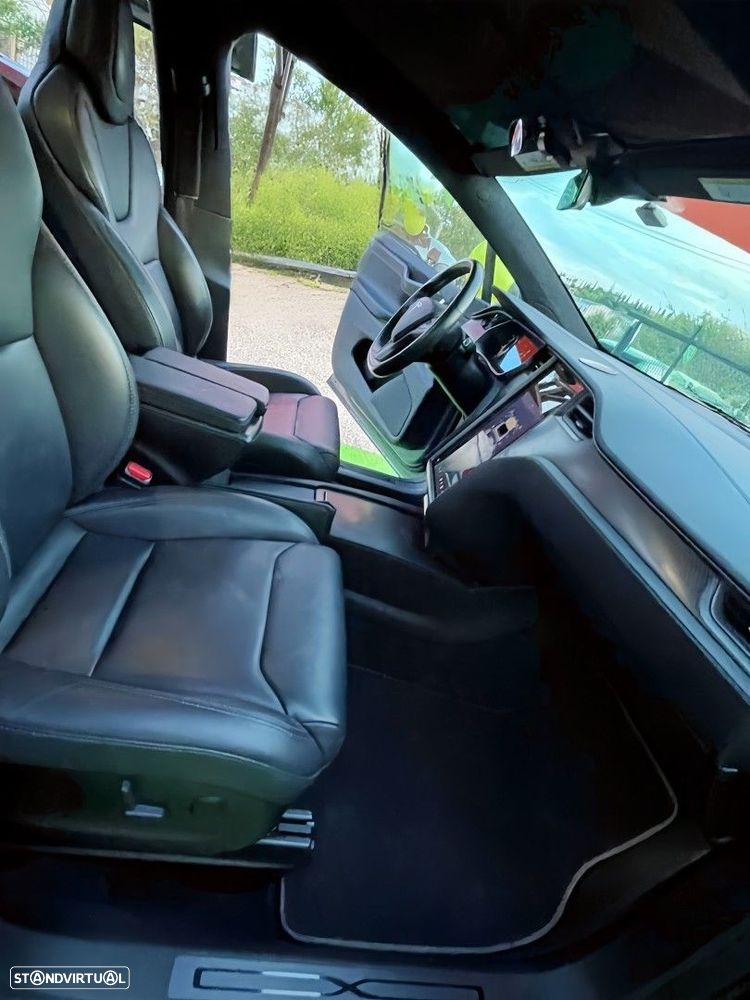 Tesla Model X 100D - 25