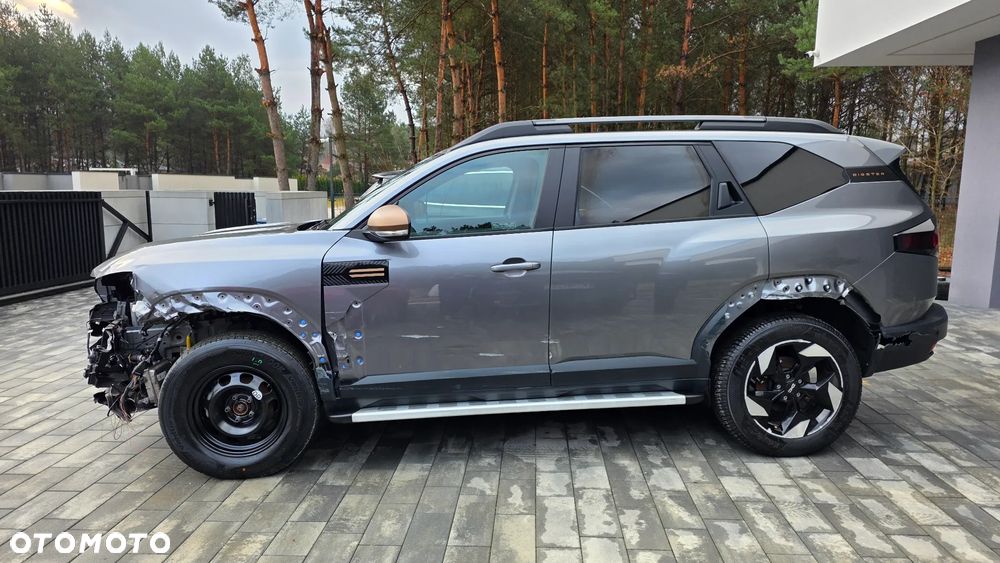 Dacia Bigster 1.2 TCe mHEV Extreme 4x4 - 11