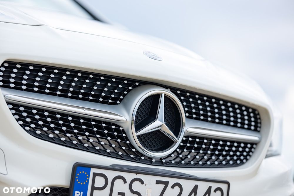 Mercedes-Benz CLA 250 7G-DCT - 11