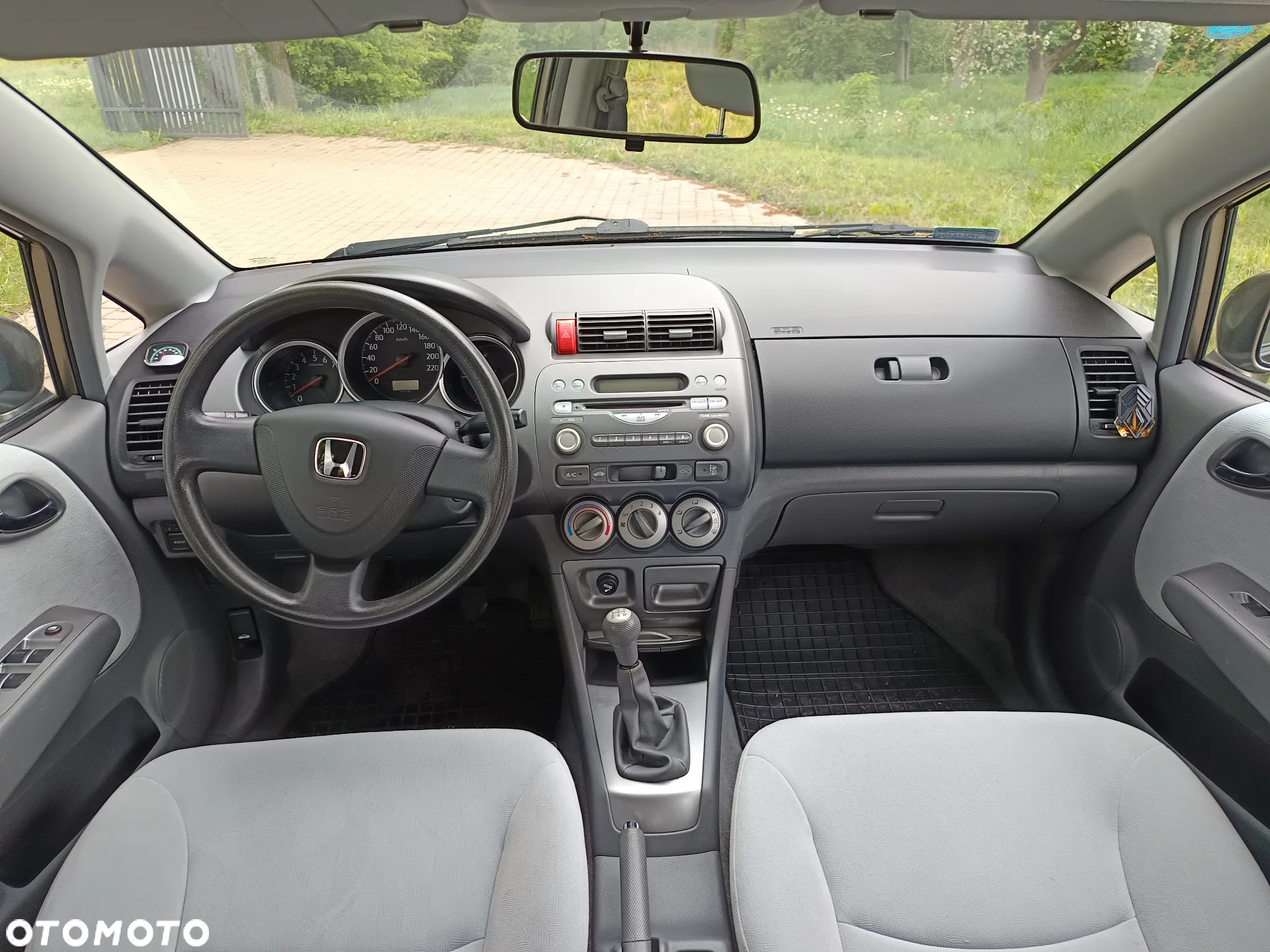Honda City 1.4 Comfort - 9