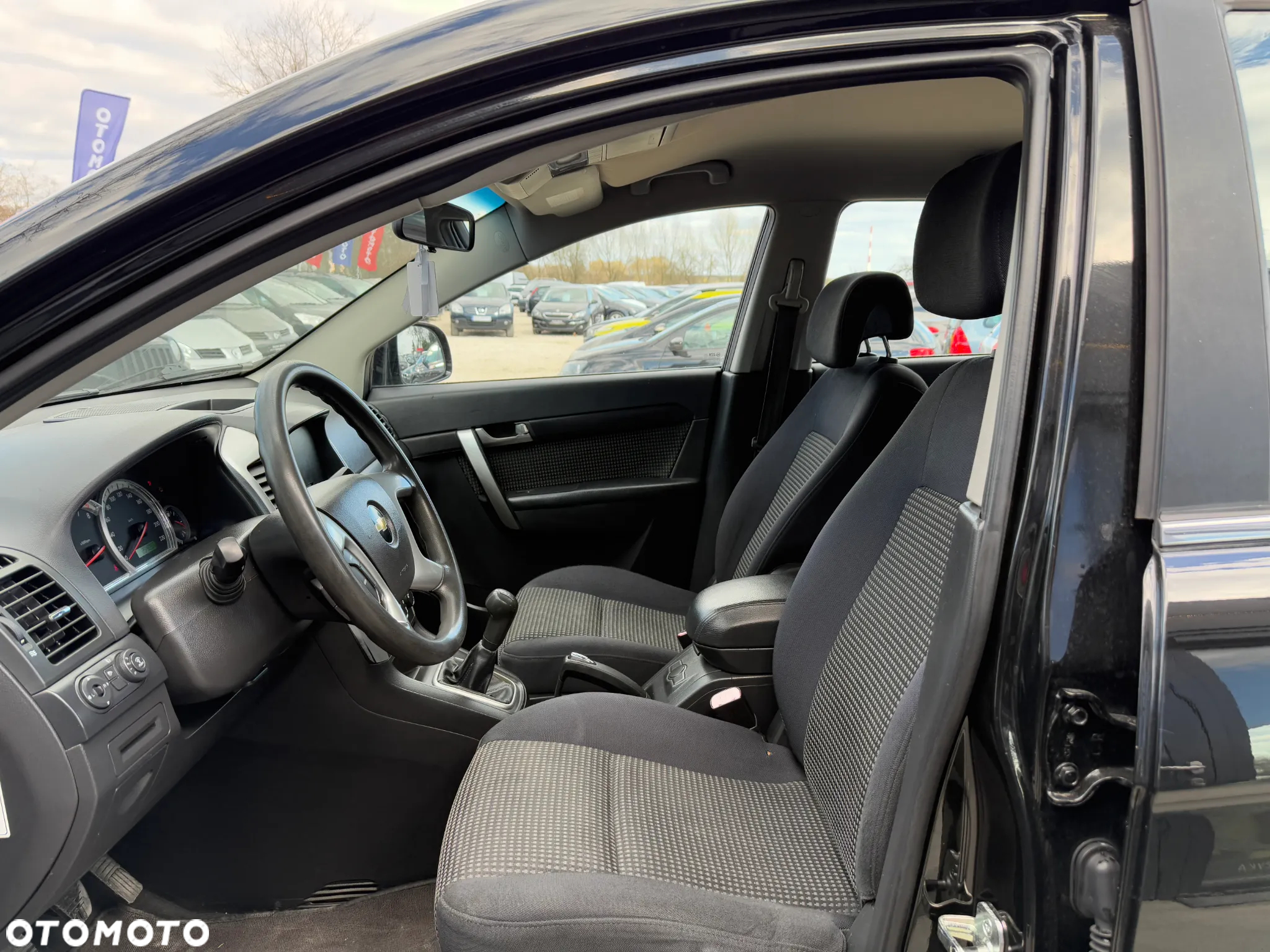 Chevrolet Captiva 2.4 2WD 7 Sitzer LS Family Edition - 20