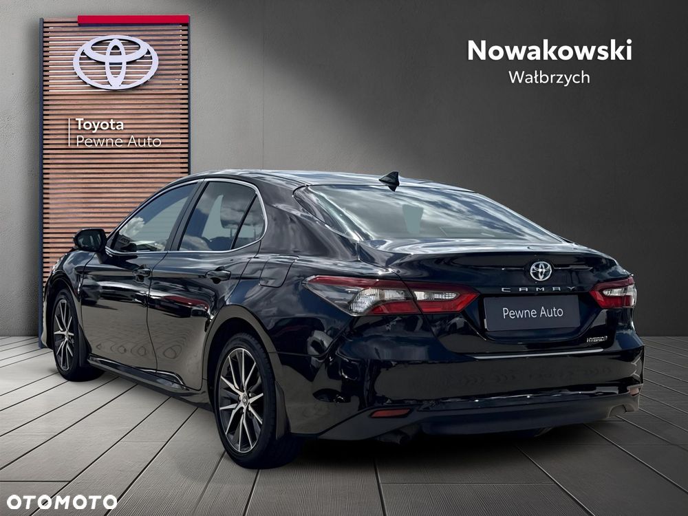 Toyota Camry 2.5 Hybrid Prestige CVT - 3