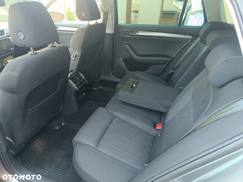 Skoda Superb 1.5 TSI Style DSG - 6